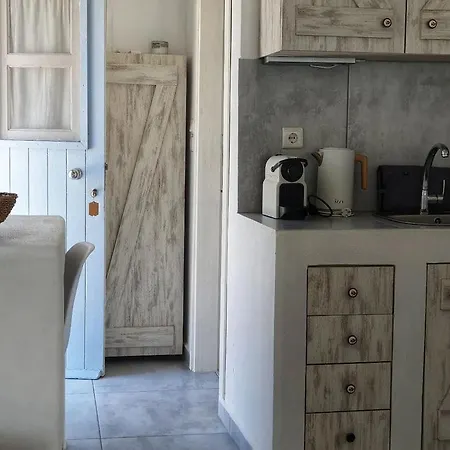 Zacharias Seaside Kimolos