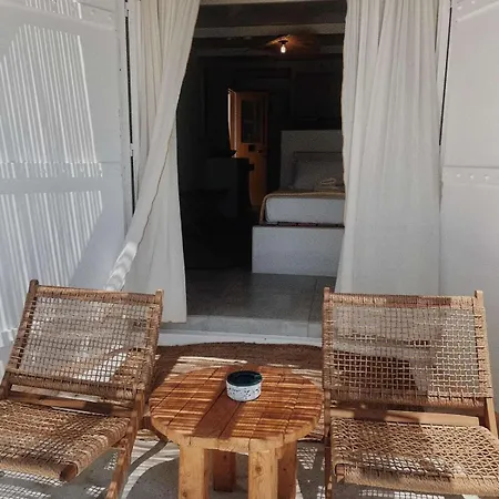Zacharias Seaside Kímolos